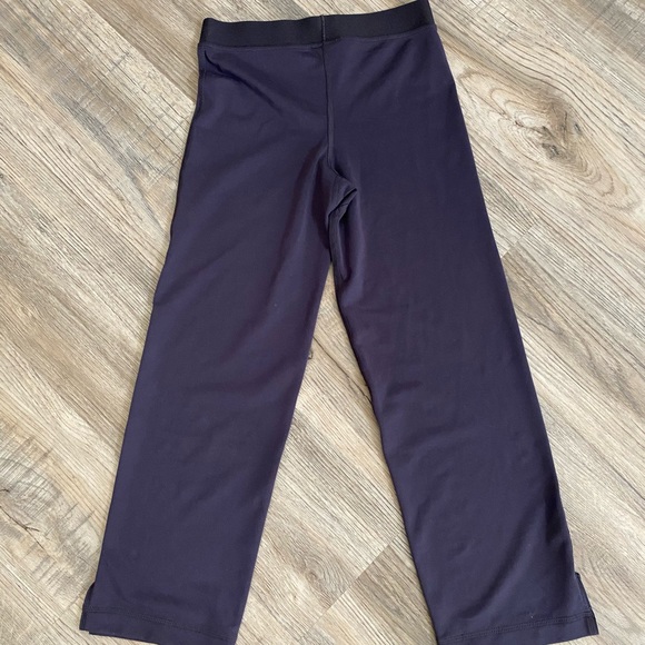 Adidas Yoga Capri Pants - Picture 3 of 4